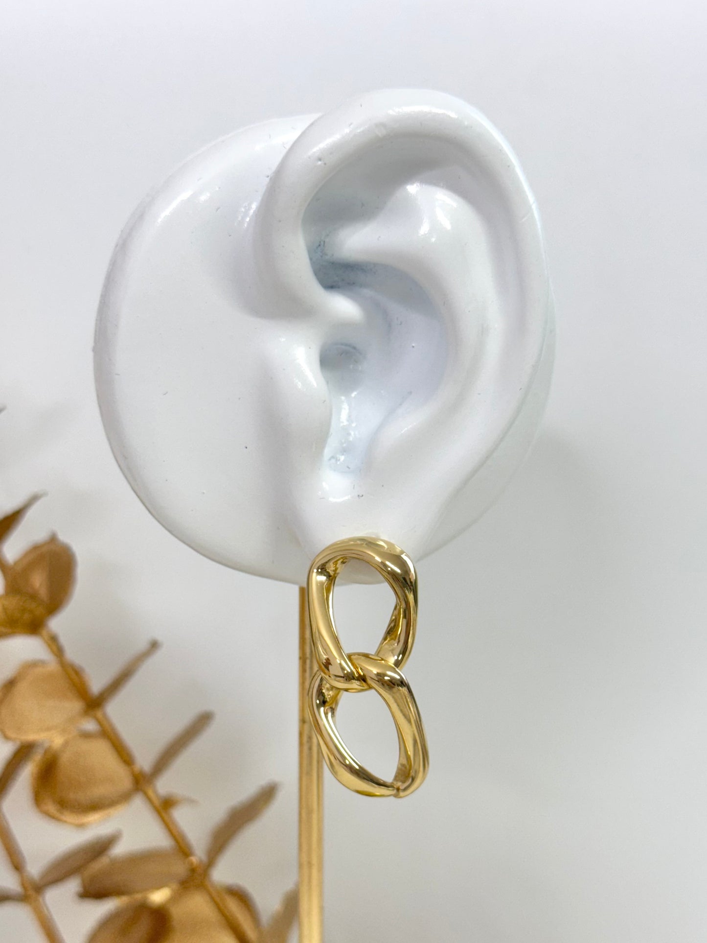 Link earrings. double earrings, statement earrings, casual earrings, large earrings, double circle earrings