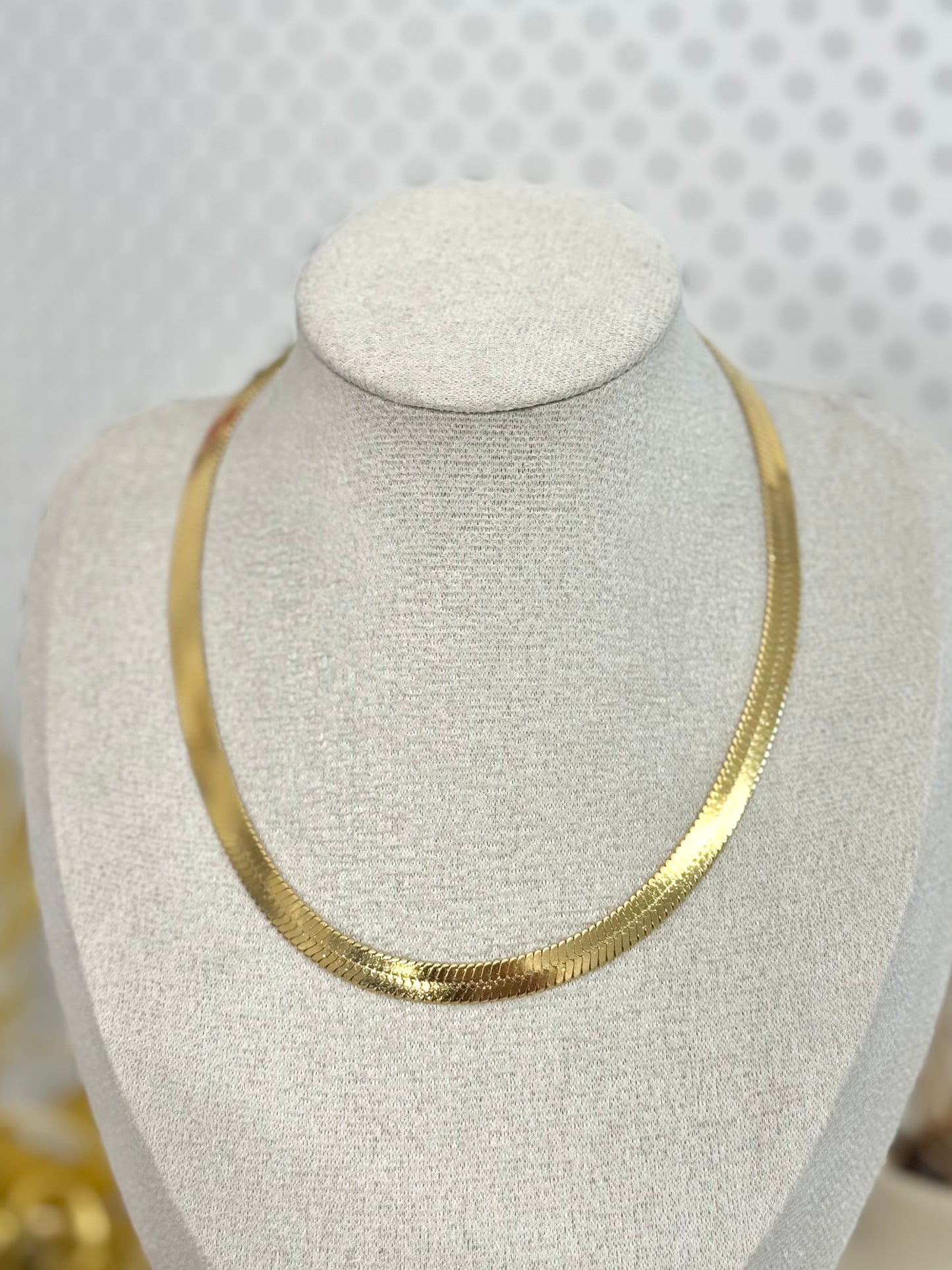 timeless jewellery, perfect gift for her, elegant necklace, charm necklace, best gift for her, classic gold chain necklace, stylish gift, statement necklace, versatile necklace, necklace Australia, y-shaped necklace, link chain necklace, necklace with minimal stones, simple necklace, flat chain necklace
