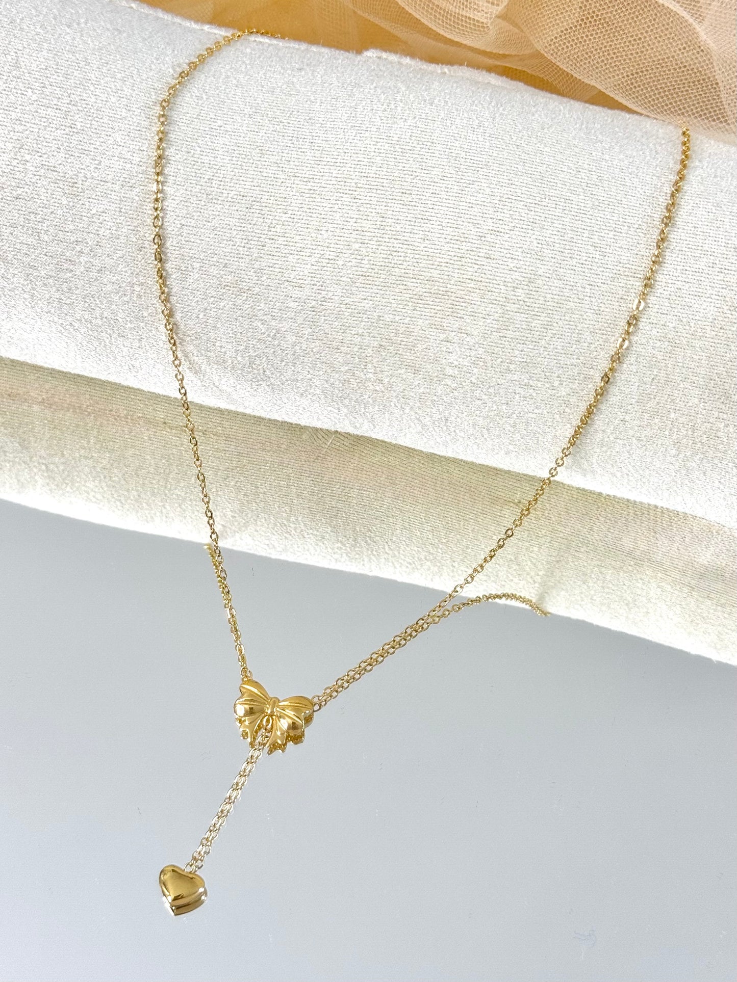 bow heart necklace, bow necklace, drop necklace, cute necklace, australia jewellery, affordable jewellery
