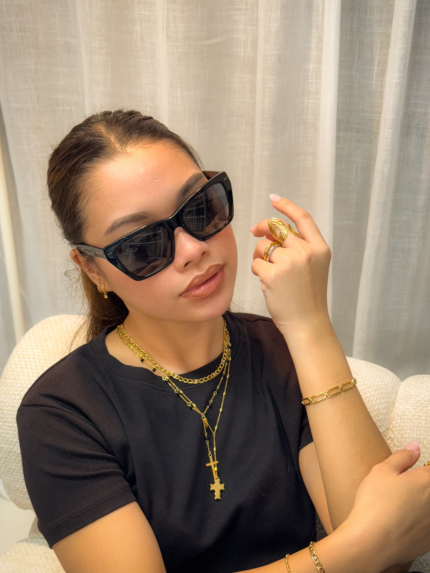 gold bracelet, maximalist, formal wear, jewellery for occasion, gift idea for her, cute bracelet, dainty bracelet, elegant bracelet, dainty, unique bracelet, chain bracelet
