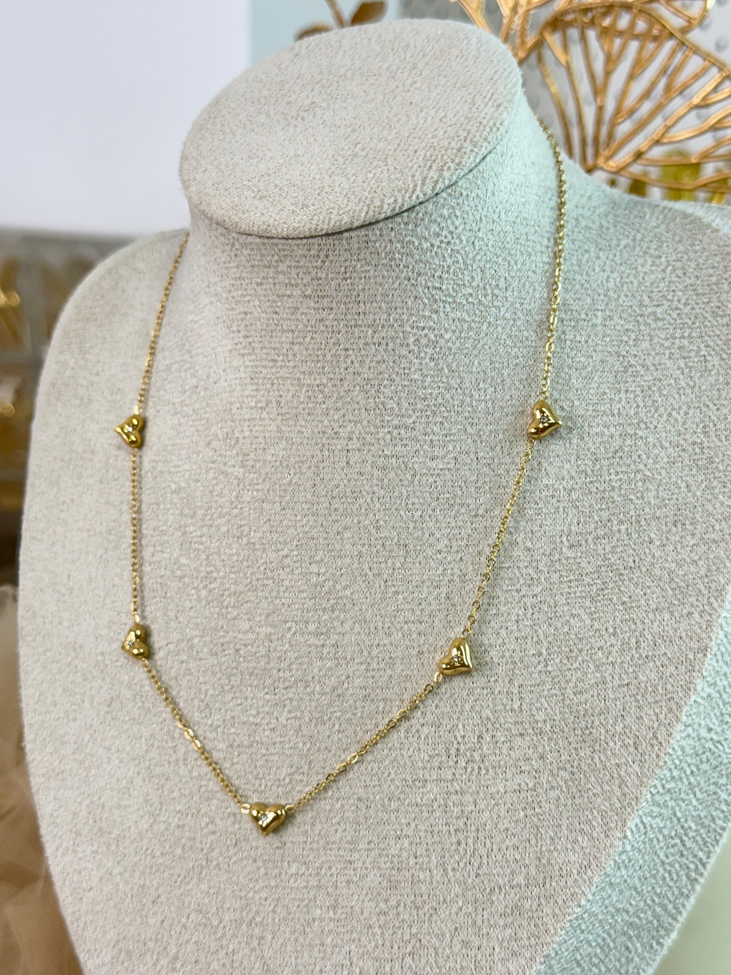 Timeless jewellery, Simple_Necklace_Perfect_Gift_for_Her_Elegant_Necklace_Dainty_Jewelry_Classic_Gold_Chain_Fashion_Accessories_Sleek_Necklace_Trendy_Jewellery_Lightweight_Chain_Stylish_Gift_Idea_Statement_Necklace_Modern_Jewellery_Versatile necklace, heart necklace