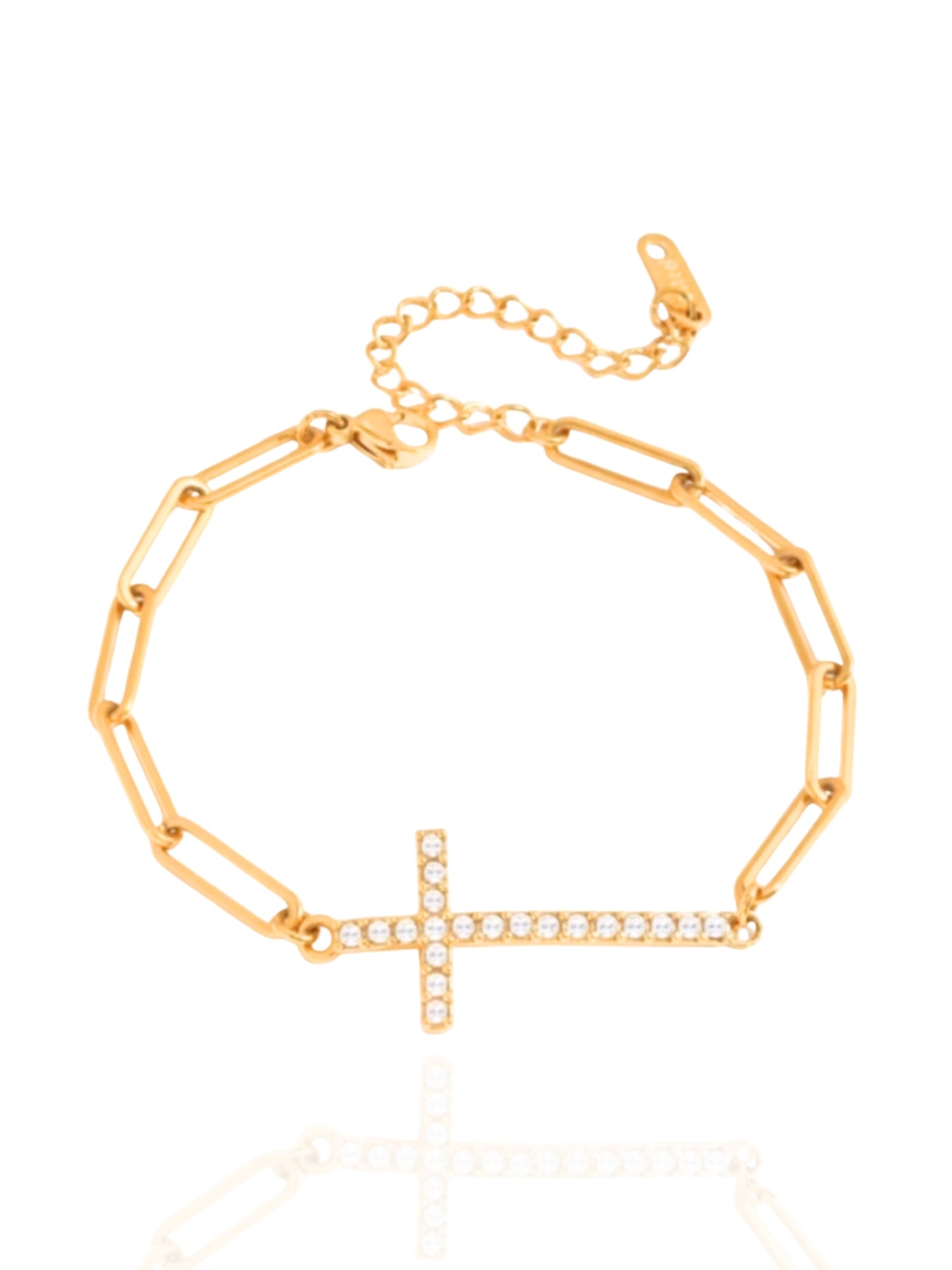 timeless jewellery, perfect gift for her, elegant bracelet, charm bracelet, best gift for her, stylish gift, statement bracelet, versatile bracelet, bracelet Australia, gold bracelet, classic gold chain bracelet, simple bracelet, lucky charm bracelet, cute bracelet, lightweight bracelet, chain bracelet, statement bracelet, bracelet with minimal stones, sparkling bracelet, paper clip chain bracelet