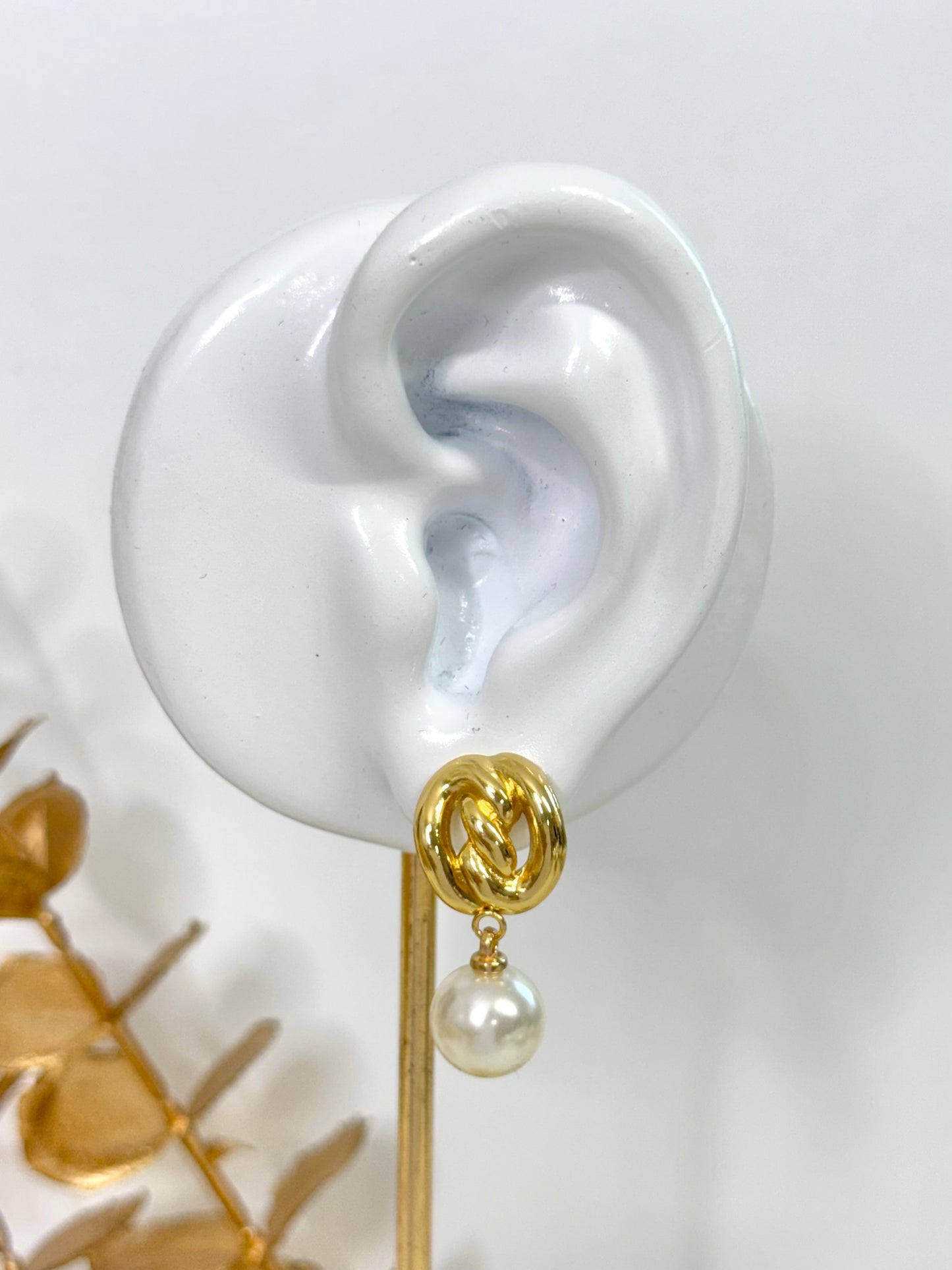 knot pearl earrings, knot earrings, pearl earrings, dangling pearl earrings, statement pearl earrings