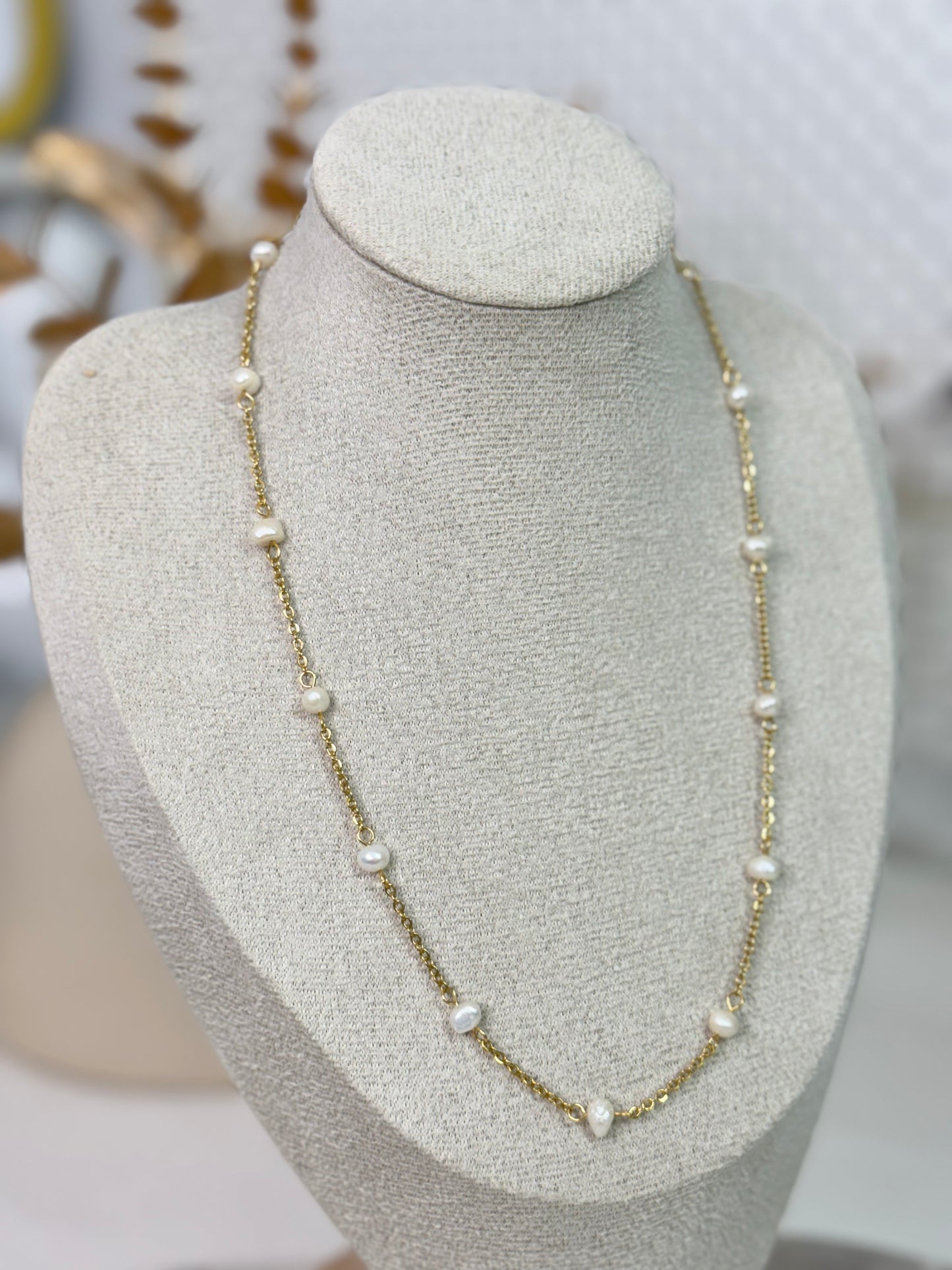 Timeless Jewellery, Simple Necklace, Perfect Gift for Her
Elegant Necklace, Dainty Jewelry, Classic Gold Chain, Fashion Accessories
Sleek Necklace, Trendy Jewellery, Lightweight Chain, Stylish Gift Idea
Statement Necklace, Modern Jewellery, Versatile Chain, Women's Fashion Necklace
Luxury Necklace, Hypoallergenic Jewellery, Durable Chain, Non-Tarnish Necklace
Chic Necklace, Birthday Gift, Anniversary Jewellery, Must-Have Accessory