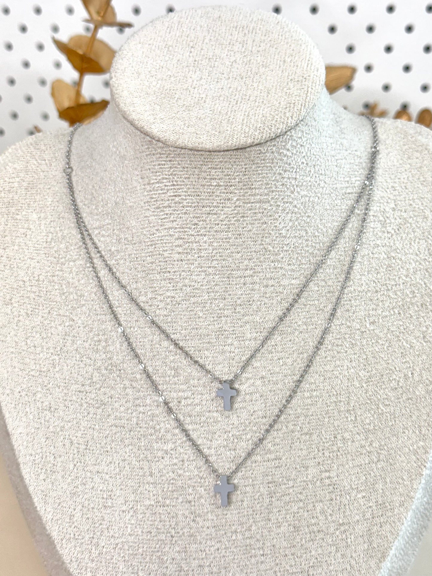 llayered necklace, simple necklace, choker, choker layared necklace, simple jewelry, small cross, cross necklace
