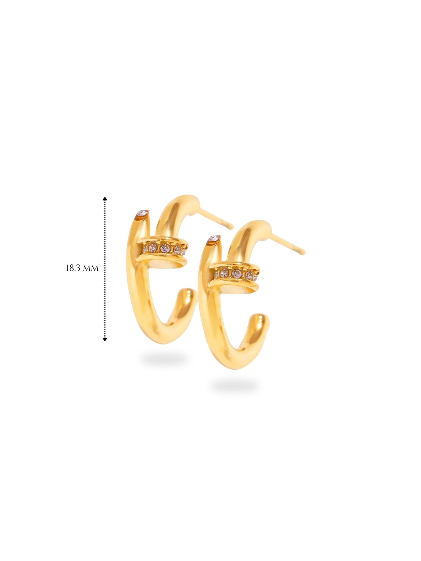 gold earrings, minimalist design earrings, jewellery for occasions, gift idea for her, cute earrings, dainty earrings, elegant earrings, dainty earrings, cute earrings, simple earrings, earrings with stones, unique design earrings, stud earrings, huggie earrings, statement earrings, minimal stones