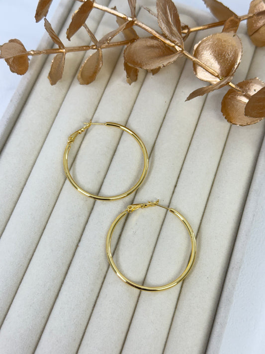 hoop earrings, gold earrings, small gold earrings. earrings australia, affordable earrings, cheap earrings, waterproof earrings, simple earrings
