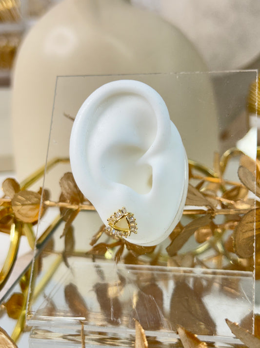 stone earrings, yellow gold earrings, drop earrings, hoop earrings, australia earrings, simple earrings, stud earrings, affordable earrings, cheap earrings, waterproof earrings