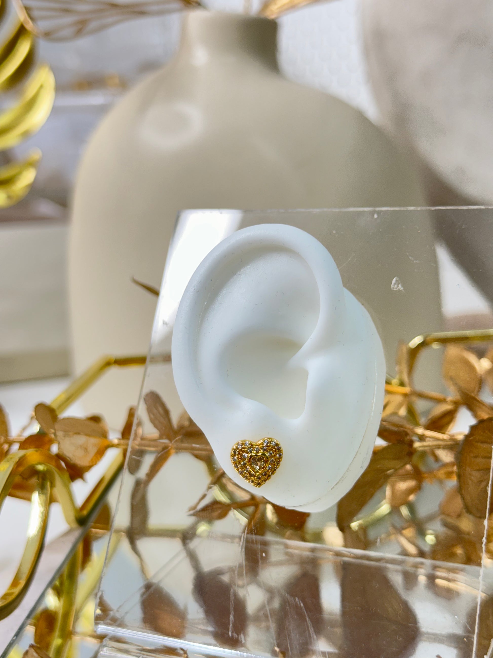 tone earrings, yellow gold earrings, drop earrings, hoop earrings, australia earrings, simple earrings, stud earrings, affordable earrings, cheap earrings, waterproof earrings, heart earrings, heart stud earrings