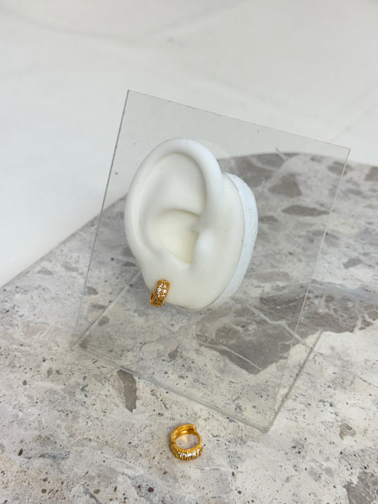 rose gold earrings, hoop earrings, drop earrings, stone earrings, stud earrings, australia earrings, simple earrings, sparkling earrings, affordable earrings, cheap earrings, waterproof earrings, earrings for any occasion, versatile earrings, black earrings, red earrings, green earrings, yellow earrings, blue earrings, heart earrings, cute earrings, flower earrings, unique design earrings