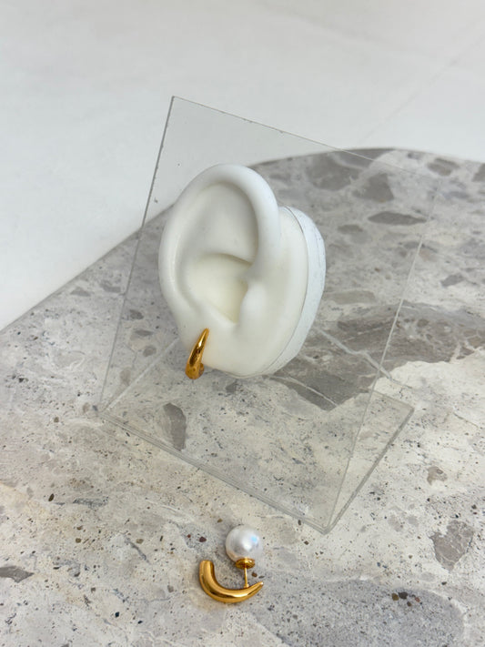 rose gold earrings, hoop earrings, drop earrings, stone earrings, stud earrings, australia earrings, simple earrings, sparkling earrings, affordable earrings, cheap earrings, waterproof earrings, earrings for any occasion, versatile earrings, black earrings, red earrings, green earrings, yellow earrings, blue earrings, heart earrings, cute earrings, flower earrings, unique design earrings, dangling pearl earrings