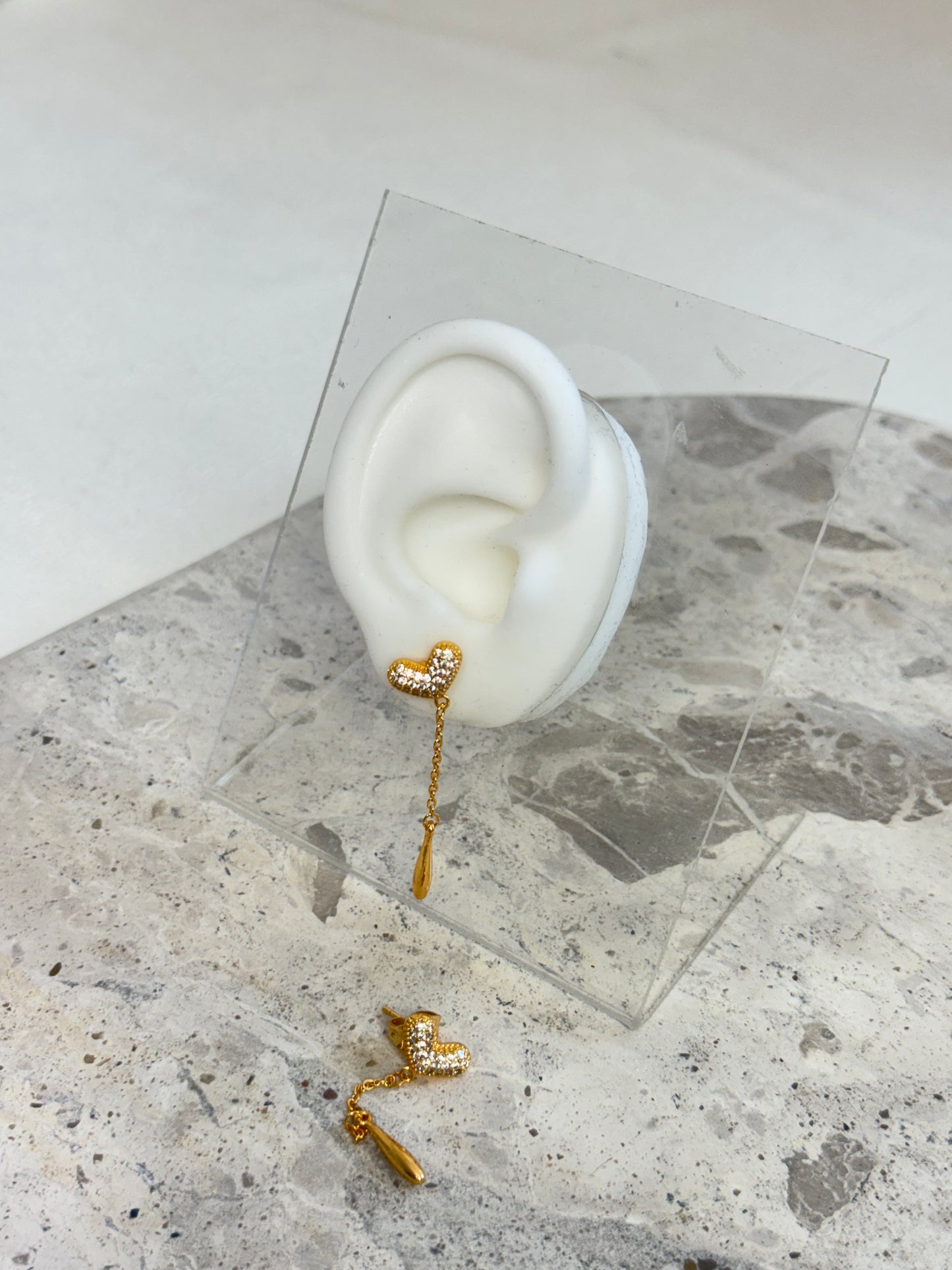 rose gold earrings, hoop earrings, drop earrings, stone earrings, stud earrings, australia earrings, simple earrings, sparkling earrings, affordable earrings, cheap earrings, waterproof earrings, earrings for any occasion, versatile earrings, black earrings, red earrings, green earrings, yellow earrings, blue earrings, heart earrings, cute earrings, flower earrings, unique design earrings

dangling earrings, dangle, heart earrings