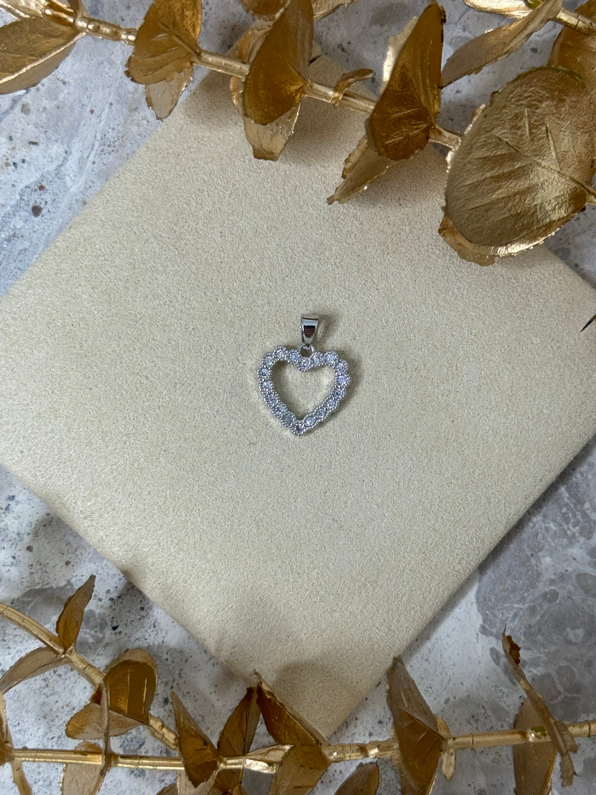 silver pendant, simple pendant, timeless design pendant, pendant for any occasion, cute pendant, versatile pendant, pendant for necklace, bold pendant, statement pendant, lovely pendant, heart pendant, faith pendant

