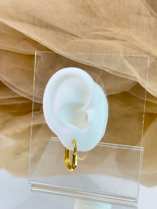 stone earrings, yellow gold earrings, hoop earrings, australia earrings, simple earrings, stud earrings, affordable earrings, cheap earrings, waterproof earrings
