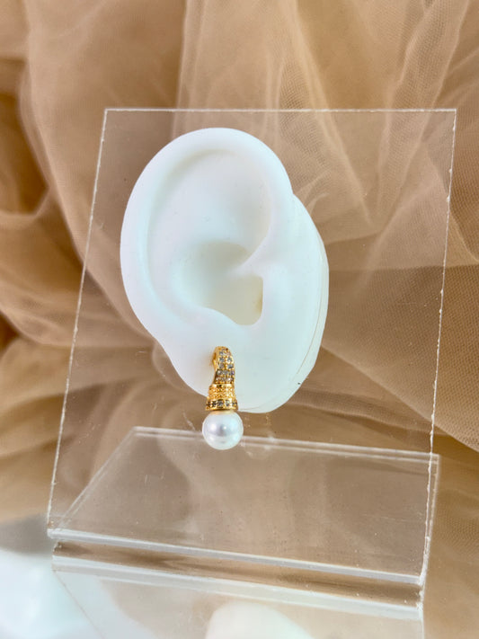 rose gold earrings, hoop earrings, drop earrings, stone earrings, stud earrings, australia earrings, simple earrings, sparkling earrings, affordable earrings, cheap earrings, waterproof earrings, earrings for any occasion, versatile earrings, black earrings, red earrings, green earrings, yellow earrings, blue earrings, heart earrings, cute earrings, pearl earrings, unique design earrings