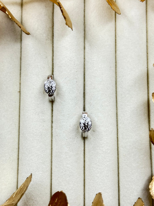 White Gold Earrings 1698