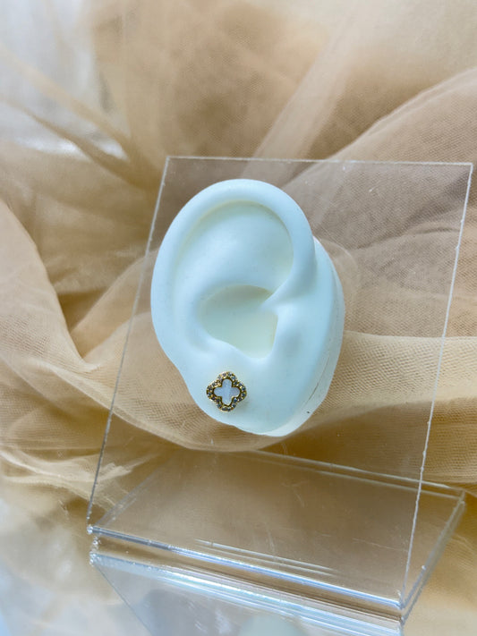 yellow gold earrings, drop earrings, australia earrings, simple earrings, stud earrings, affordable earrings, cheap earrings, waterproof earrings, clover earrings, flower earrings, white flower earrings, white earrings