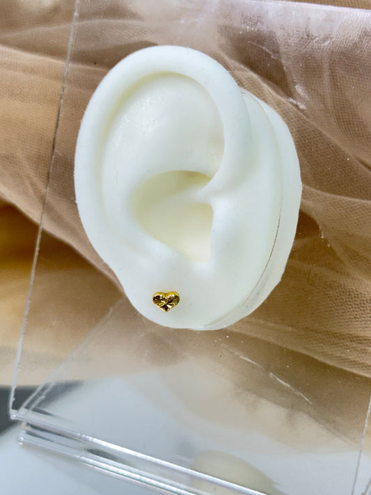 yellow gold earrings, elegant earrings, simple earring, small stud earrings, australia earrings, earrings for any occasion, heart earrings