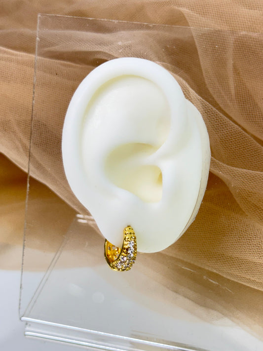 yellow gold earrings, elegant earrings, simple earring, hoop earrings, australia earrings, earrings for any occasion, stone earrings