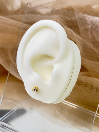 yellow gold earrings, cute earrings, simple earring, stone earrings, small stud earrings, australia earrings