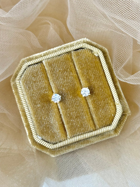 small stud earrings, gold earrings, small gold earrings. earrings australia, affordable earrings, cheap earrings, waterproof earrings, simple earrings 
