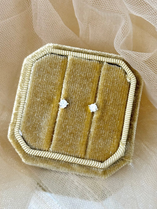 small stud earrings, gold earrings, small gold earrings. earrings australia, affordable earrings, cheap earrings, waterproof earrings, simple earrings 
