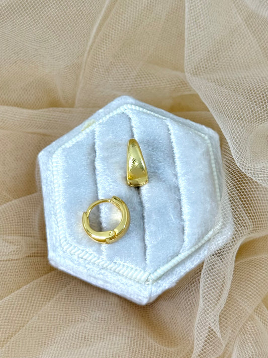 huggie earrings, clip earrings, hoop earrings, gold earrings, small gold earrings. earrings austrlia, affordable earrings, cheap earrings, waterproof earrings, simple earrings 
