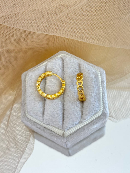 gold earrings, heart design earrings, simple earrings, earrings for any occasion