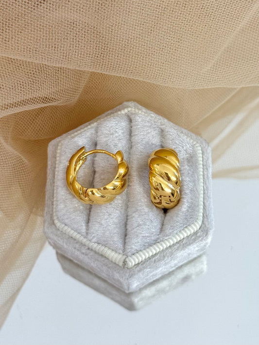 gold earrings, braided design earrings, simple earrings, earrings for any occasion