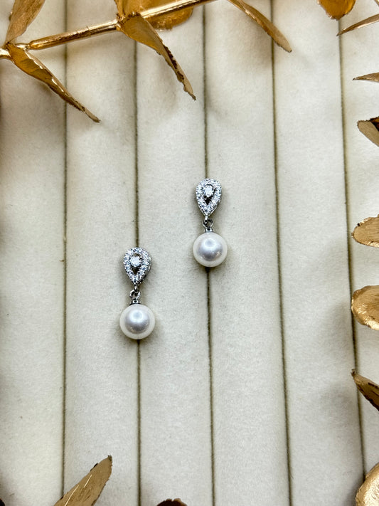 White Gold Earrings 1712