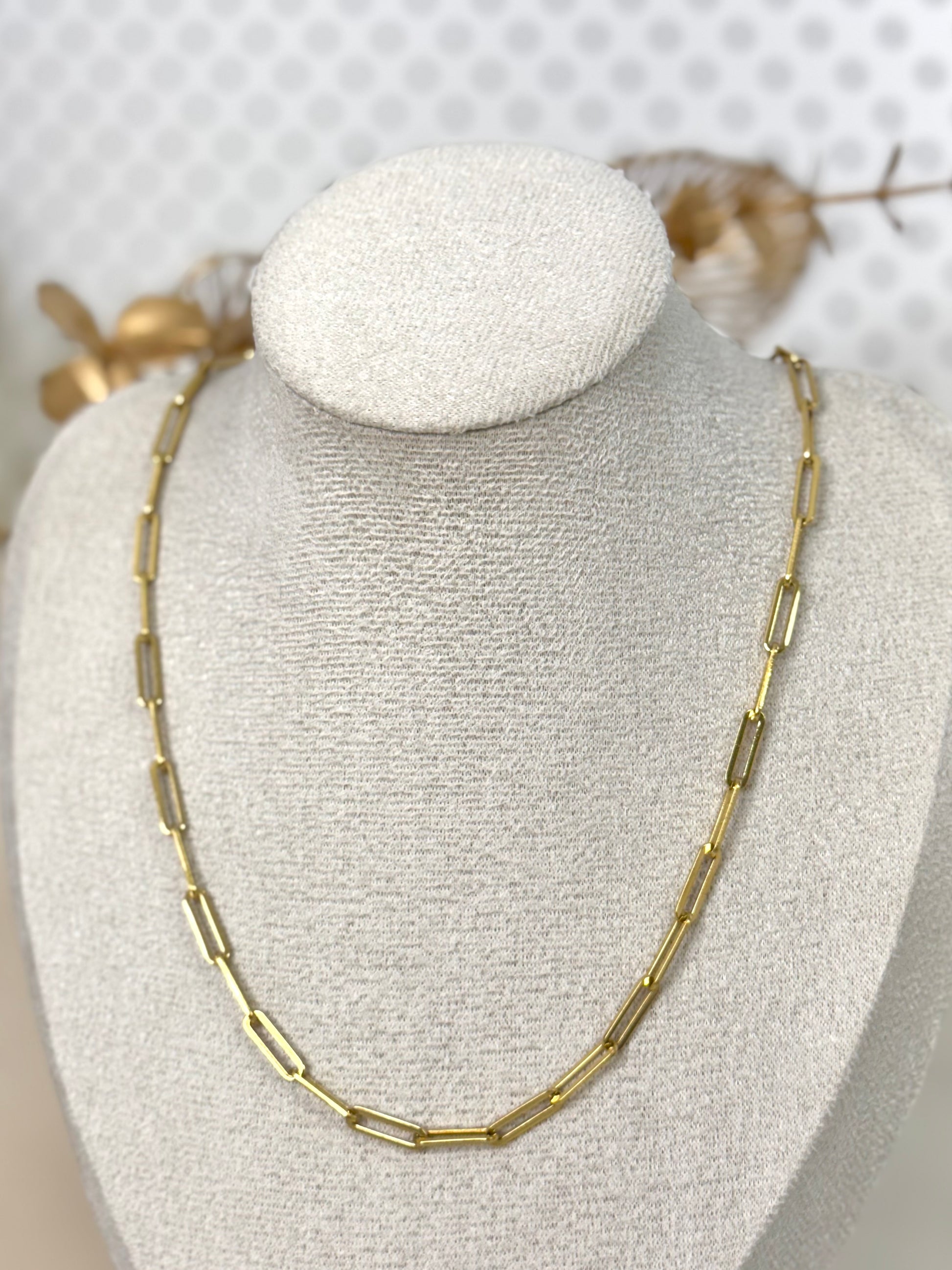 link necklace, link, paperclip, paperclip necklace, simple necklace, simple chain, necklace australia, gift idea for her, link chain necklace, gold necklace