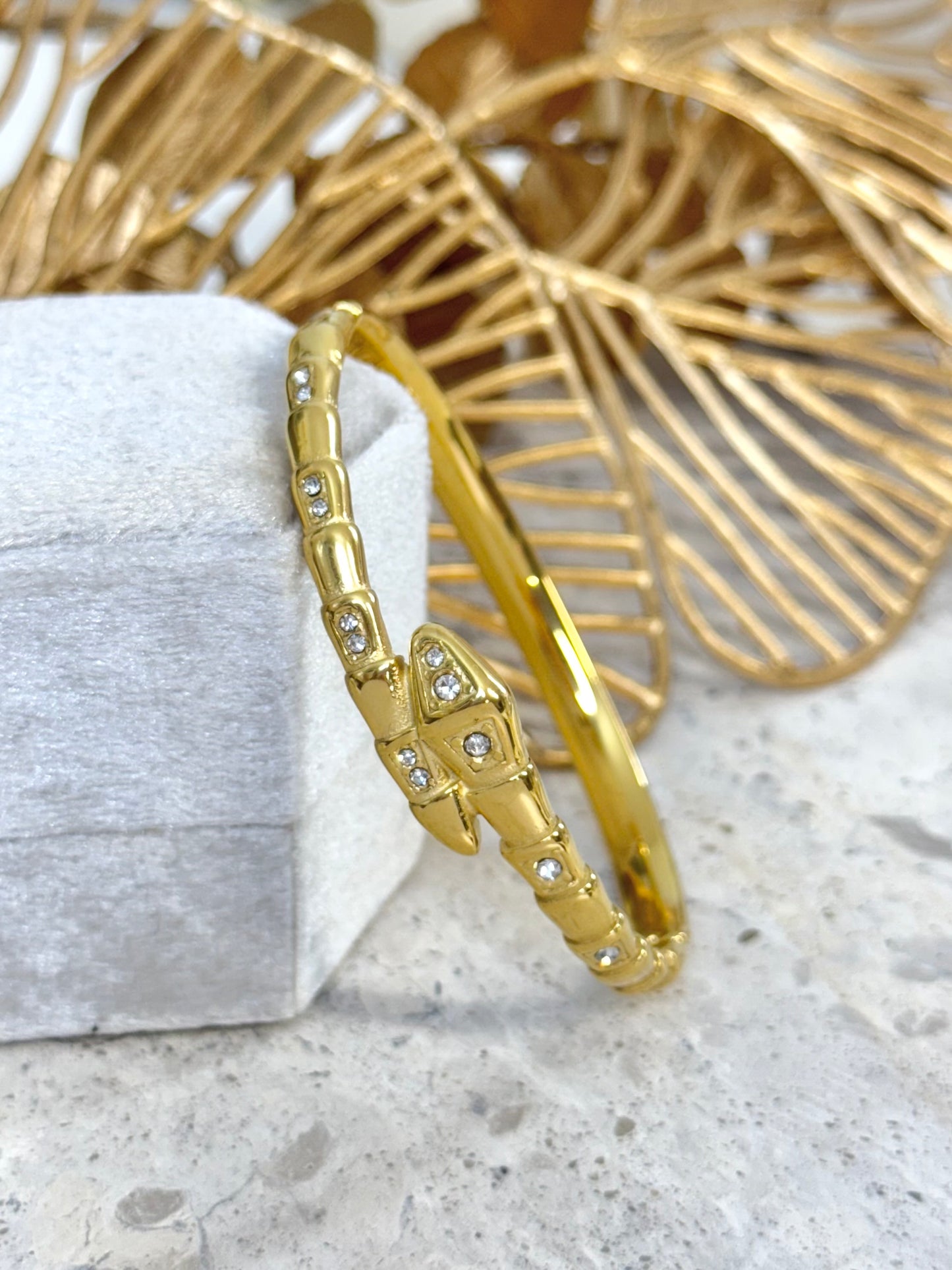 Ivana Serpent Bangle in Gold