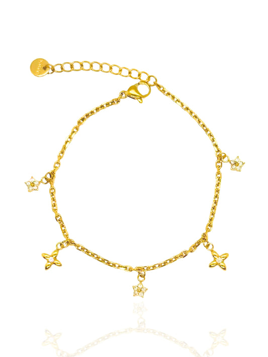 timeless jewellery, perfect gift for her, elegant bracelet, charm bracelet, best gift for her, classic gold chain bracelet, stylish gift, statement bracelet, versatile bracelet, bracelet Australia, gold bracelet, lucky charm, cute bracelet, dangling bracelet, flower design bracelet, flower bracelet