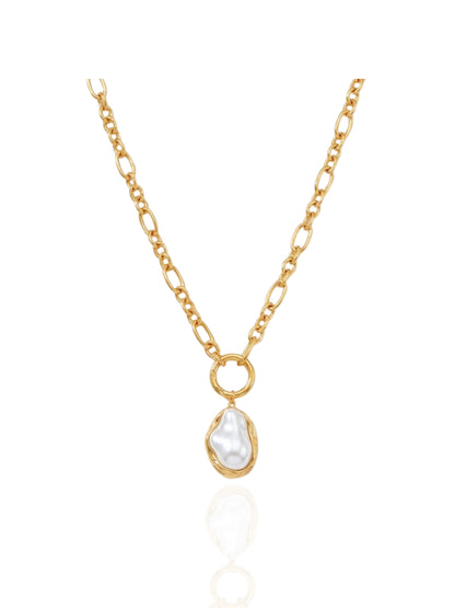 charm necklace, best gift for her, statement necklace, link chain necklace with pearl, link chain necklace, necklace with statement pendant, bold pendant, pearl necklace, freshwater pearl, mother pearl, bold pearl necklace, statement necklace, fashion pearl necklace, beach necklace, pearl pendant