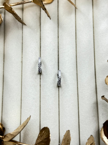 White Gold Earrings 1679