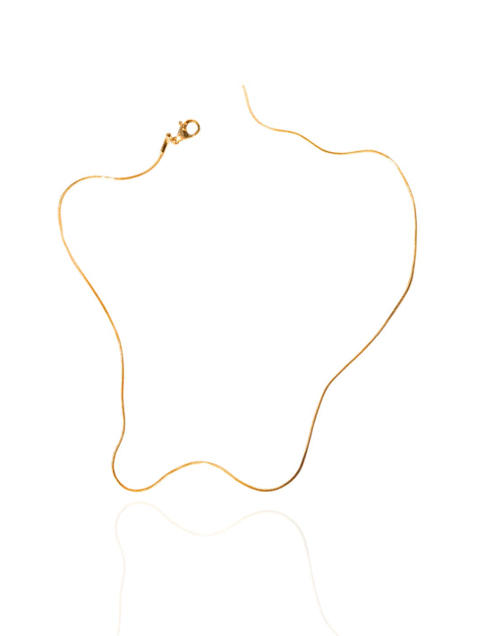SDRO, thin necklace, simple chain necklace, lightweight necklace, stackable necklace, dainty necklace, minimalist necklace, minimal necklace, versatile necklace, timeless piece