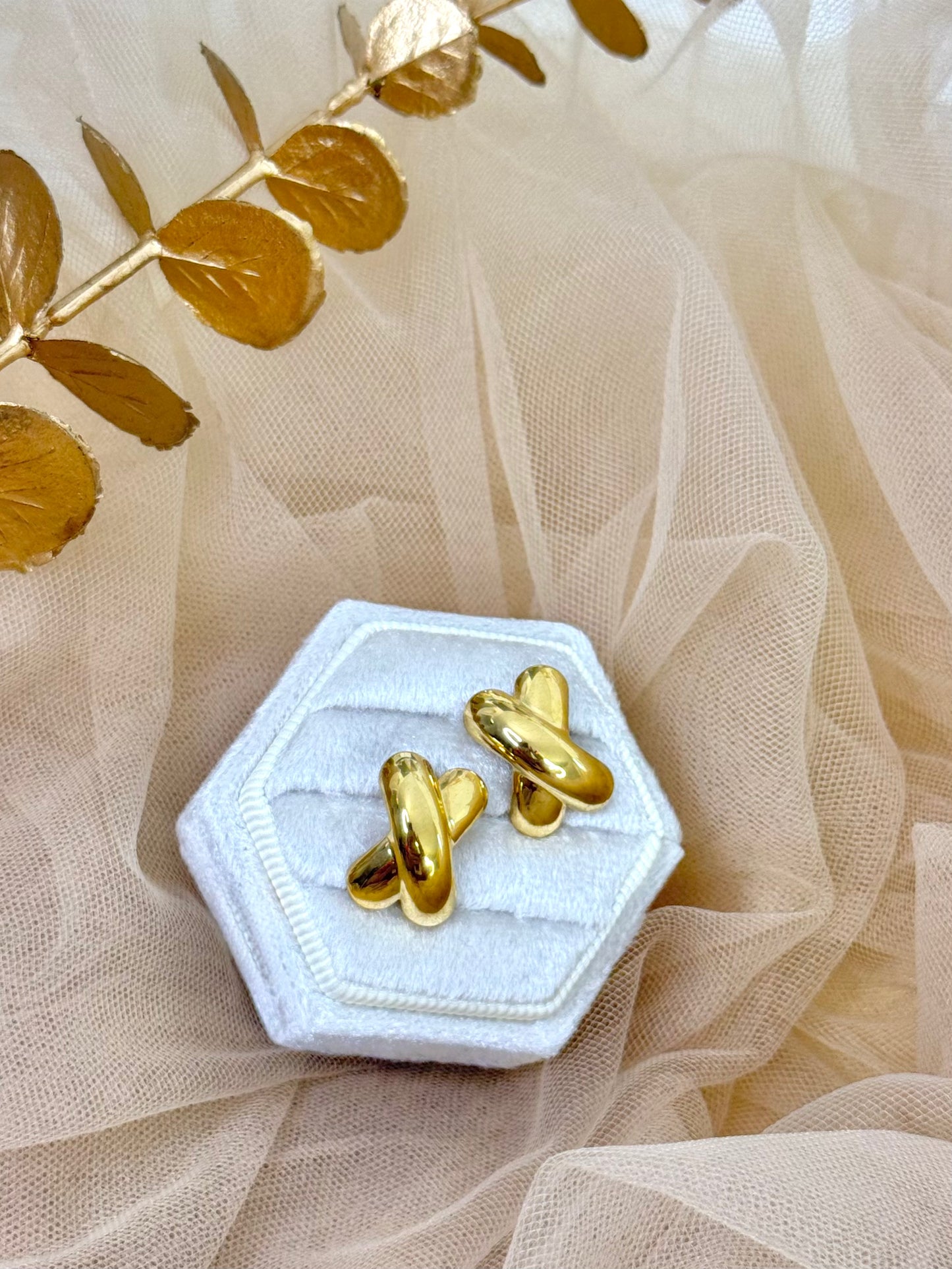 Xia Earrings 4250