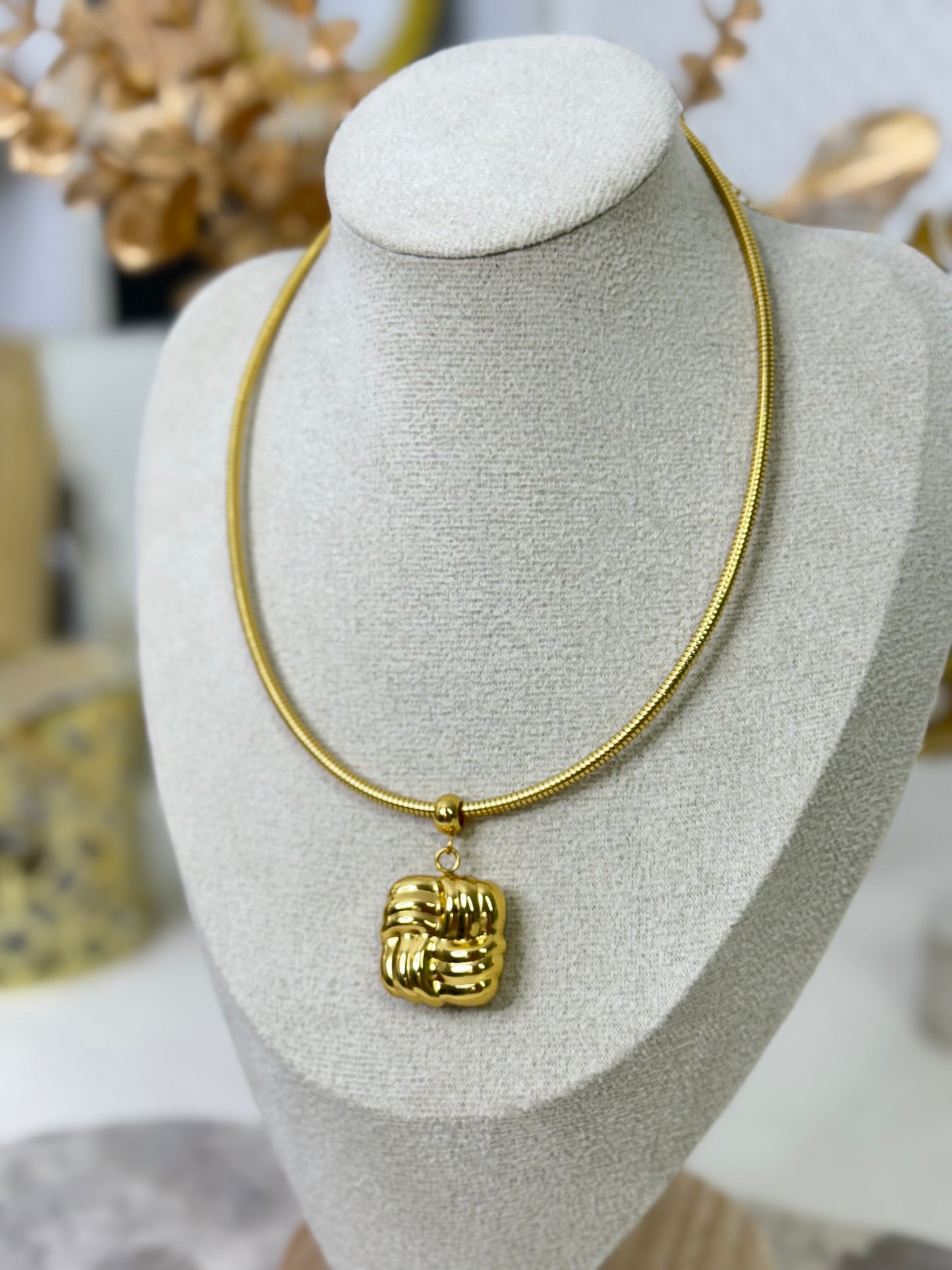 Adeline Necklace 3241