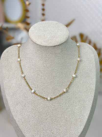 Timeless Jewellery, Simple Necklace, Perfect Gift for Her
Elegant Necklace, Dainty Jewelry, Classic Gold Chain, Fashion Accessories
Sleek Necklace, Trendy Jewellery, Lightweight Chain, Stylish Gift Idea
Statement Necklace, Modern Jewellery, Versatile Chain, Women's Fashion Necklace
Luxury Necklace, Hypoallergenic Jewellery, Durable Chain, Non-Tarnish Necklace
Chic Necklace, Birthday Gift, Anniversary Jewellery, Must-Have Accessory