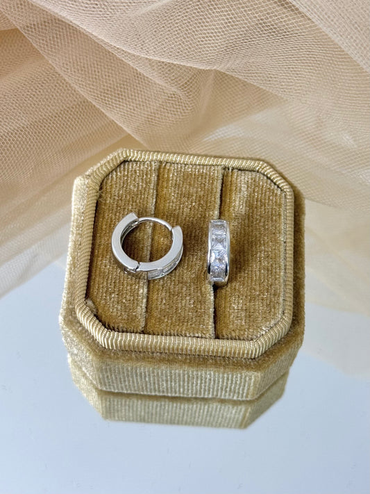 White Gold Earrings 1697
