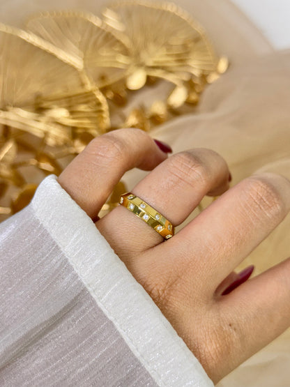 Kaleen Ring 4111