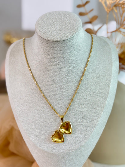 Sarie Locket Necklace 2842