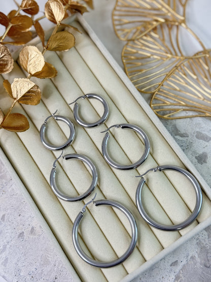 Plain Hoop in Silver | Earrings 1171