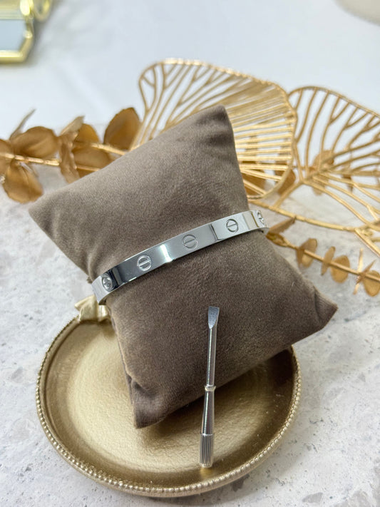 Dawn in Silver Bangle 675