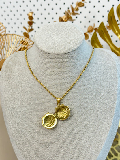 Isla Locket Necklace