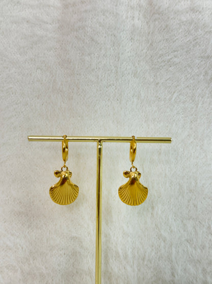 Earrings 996