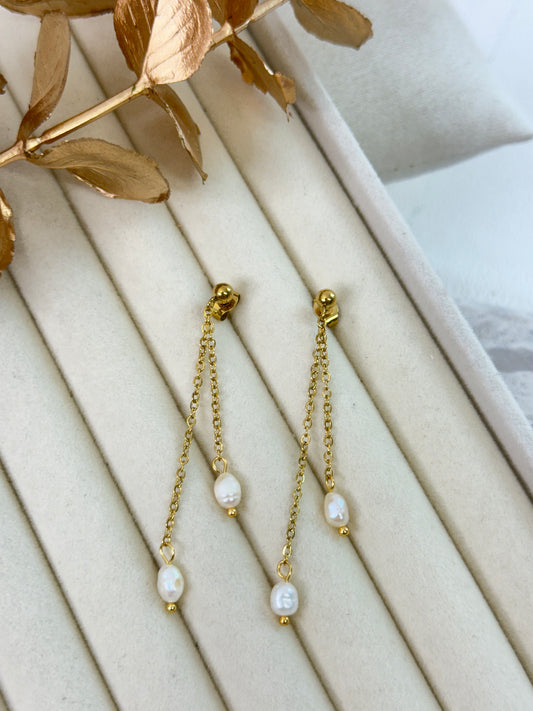 Perla Dangling Earrings 1073