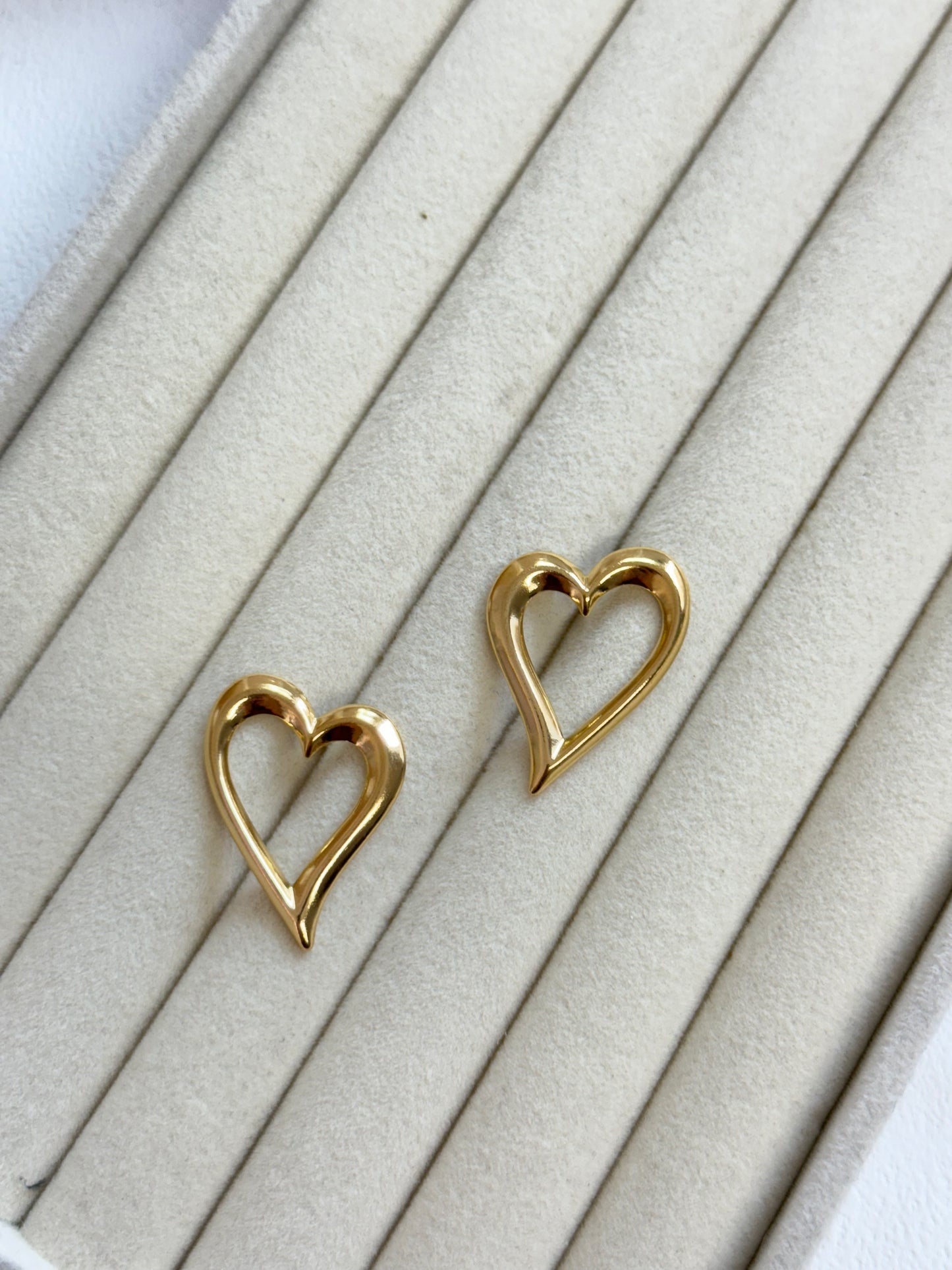 Lainey Stud Earrings 2825