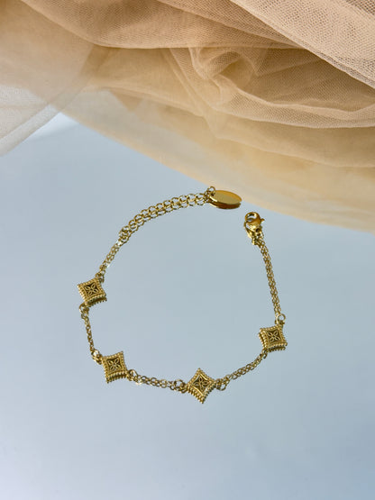 Adi Bracelet 3305