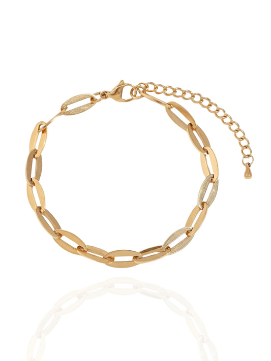 timeless jewellery, perfect gift for her, elegant anklet, dainty jewellery, simple anklet, fashion accessories, minimal anklet, pearl anklet, sleek jewellery, trendy jewellery, statement anklet, stylish anklet, cute anklet, dainty anklet, gold anklet, chain anklet